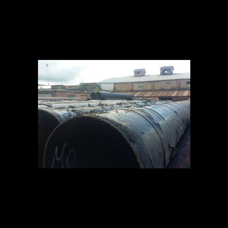 Механическая очистка поверхности трубы от изоляционного покрытия по ...