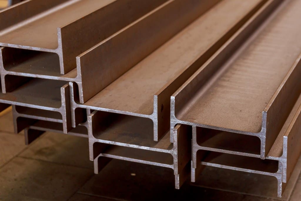 Когда лучше применять швеллер, а когда двутавр